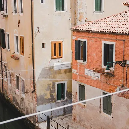 Ca Giardini Apartments In Biennale By Bricola Apartments Venedig Exterior foto