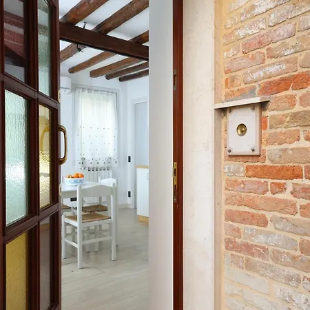 Ca Giardini Apartments In Biennale By Bricola Apartments Venedig Exterior foto
